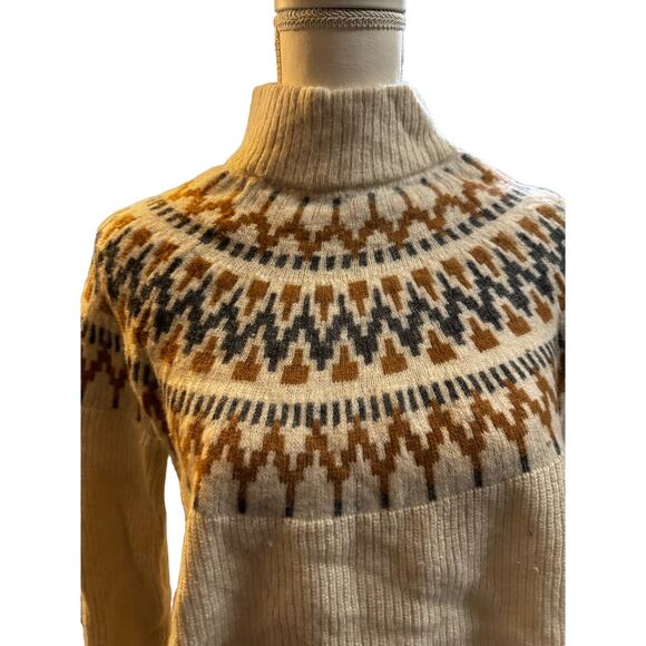 Cream J. Crew Half Turtleneck Sweater Medium with Gray & Mustard Print 30% wool - Picture 5 of 5